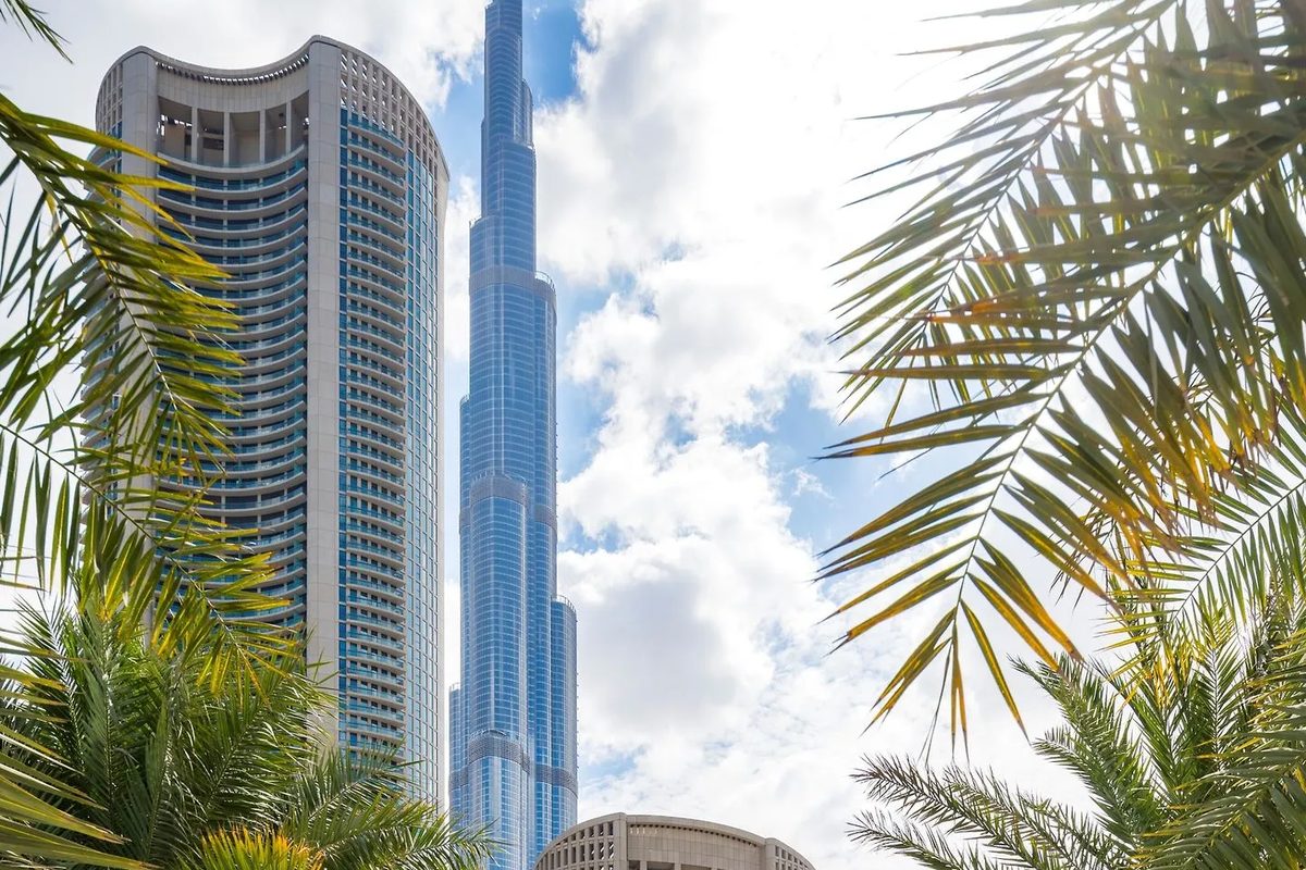 Is Dubai veilig? Het reisadvies van 2026 en wat je ervan merkt